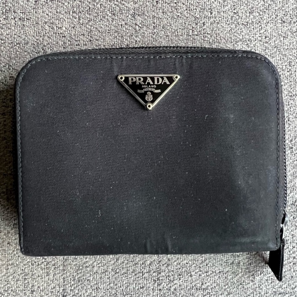 Prada Tessuto Nylon Black vintage 2005 Compact Wallet